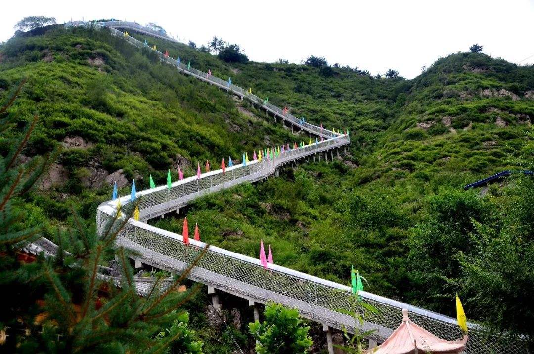 國內最長的花崗巖滑道誕生